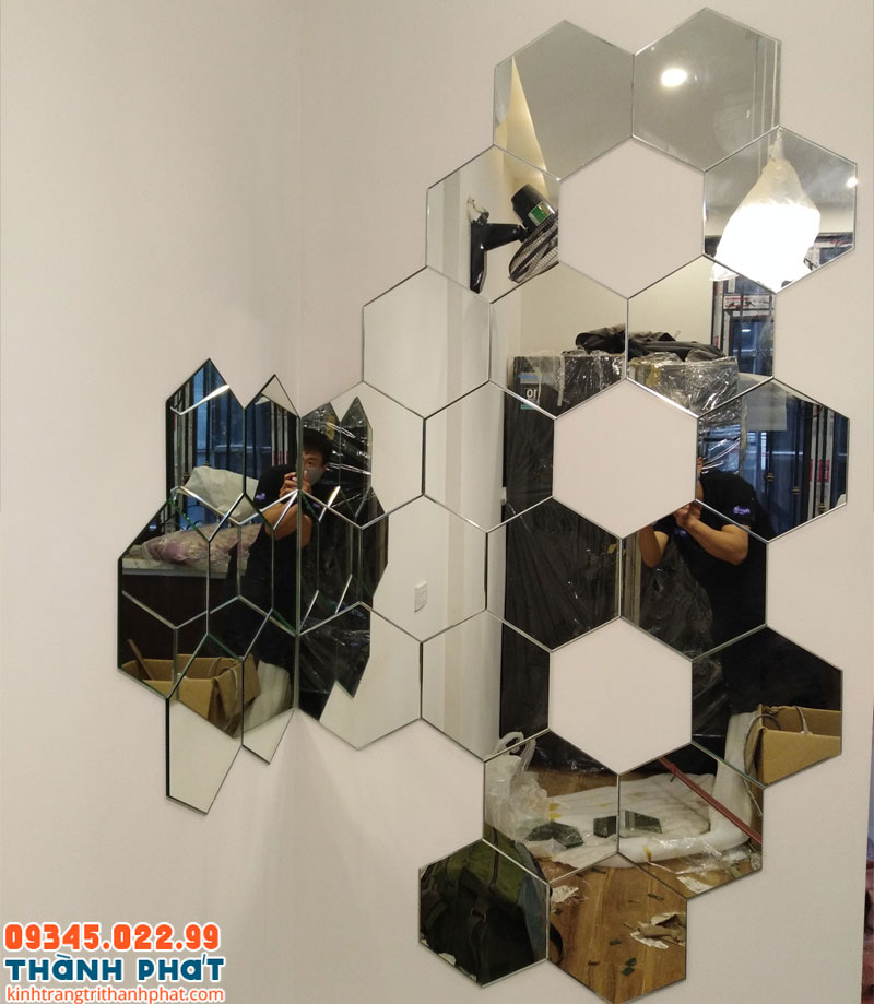 Mẫu gương 3D hình học