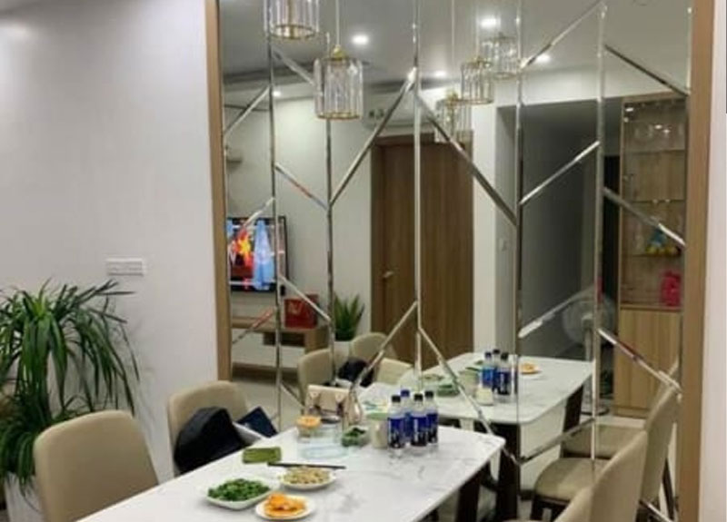 Gương dán tường 3D, 4D cho phòng ăn