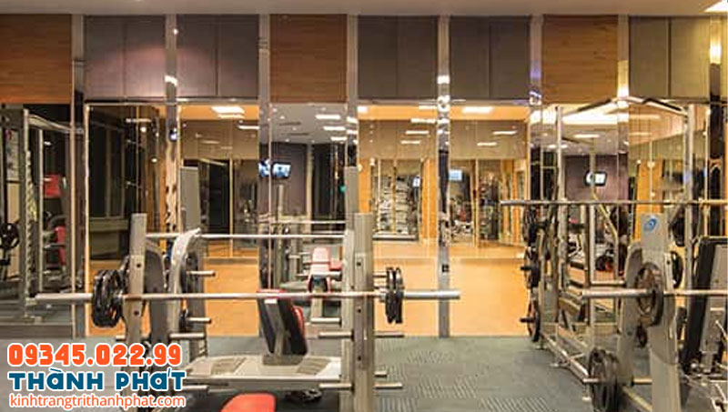 Mẫu gương dán tường phòng gym và yoga đẹp.