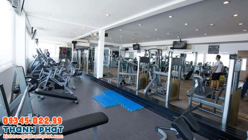 Mẫu gương dán tường phòng gym và yoga đẹp.