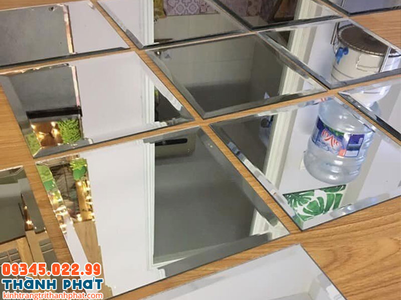 Ưu nhược điểm của gương dẻo