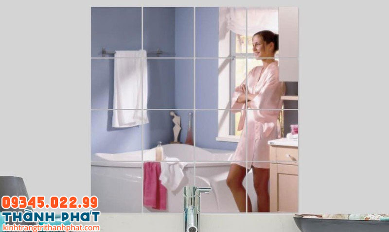 Ưu và nhược điểm của gương dẻo dán tường