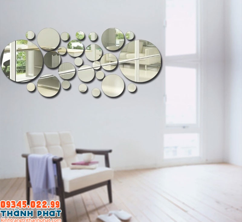 Gương dán tường hình tròn