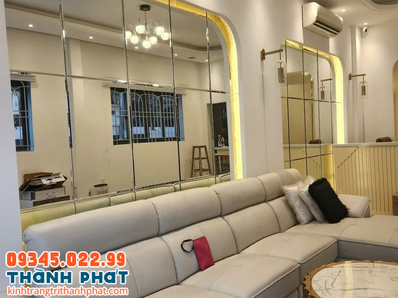 Gương ghép phòng khách