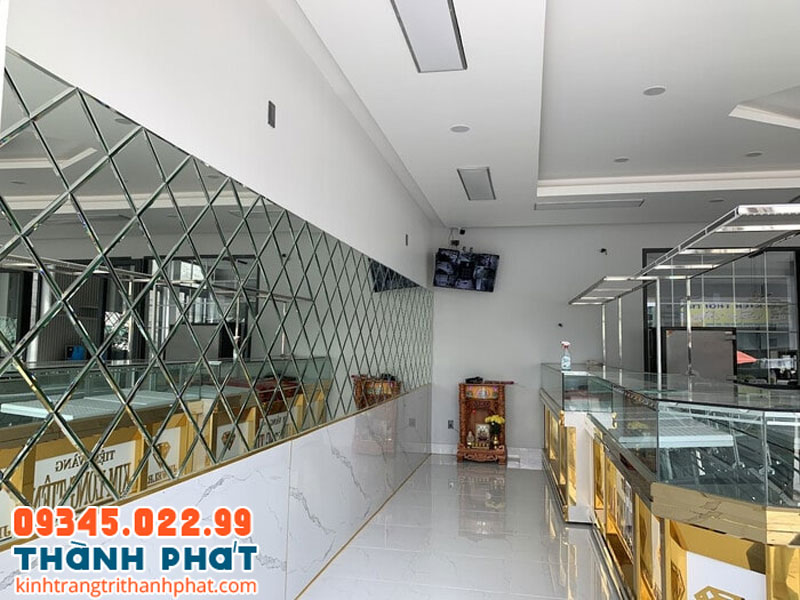 Gương ghép cho shop, showroom
