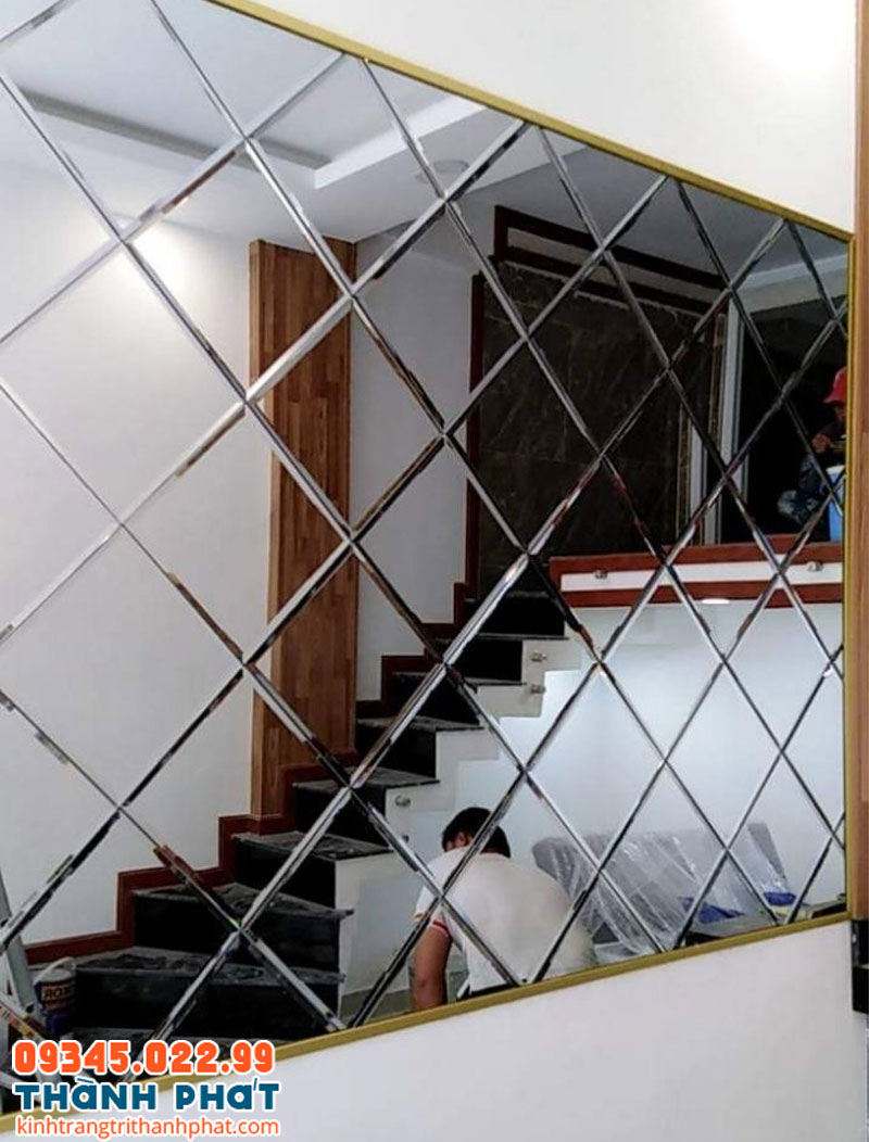 Gương quả trám