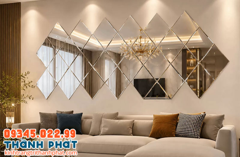 Đặt gương trên các mảng tường lớn