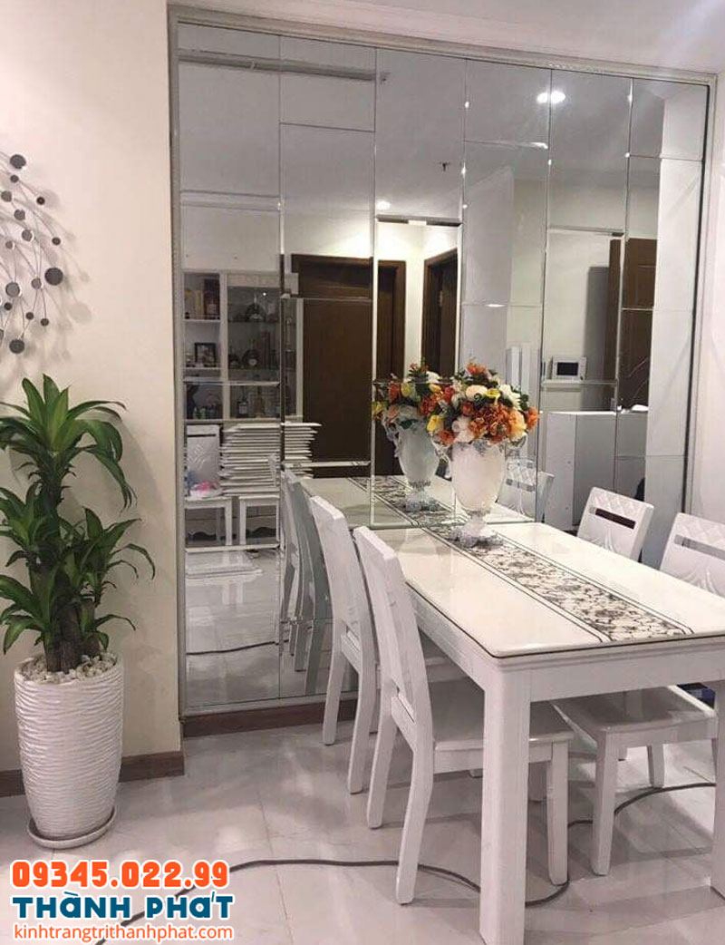 Kính ốp tường cần được lựa chọn theo điều kiện sử dụng thực tế